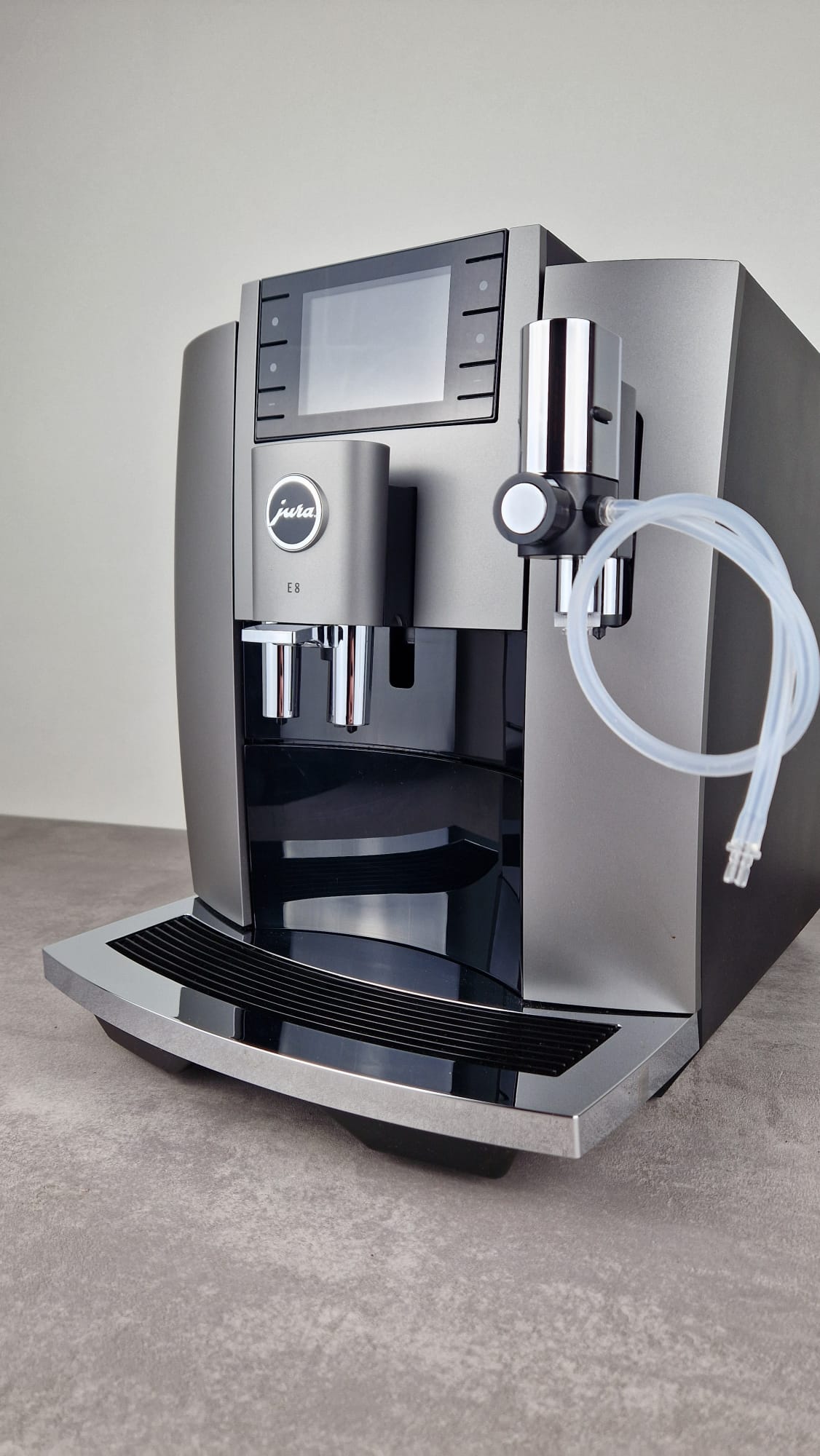 Jura E8 Dark Inox (EC) demo