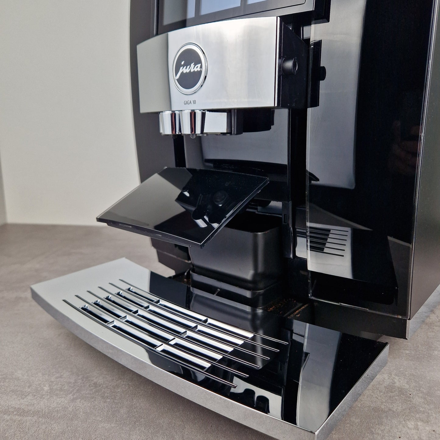 Jura GIGA 10 Diamond Black (EA) demo