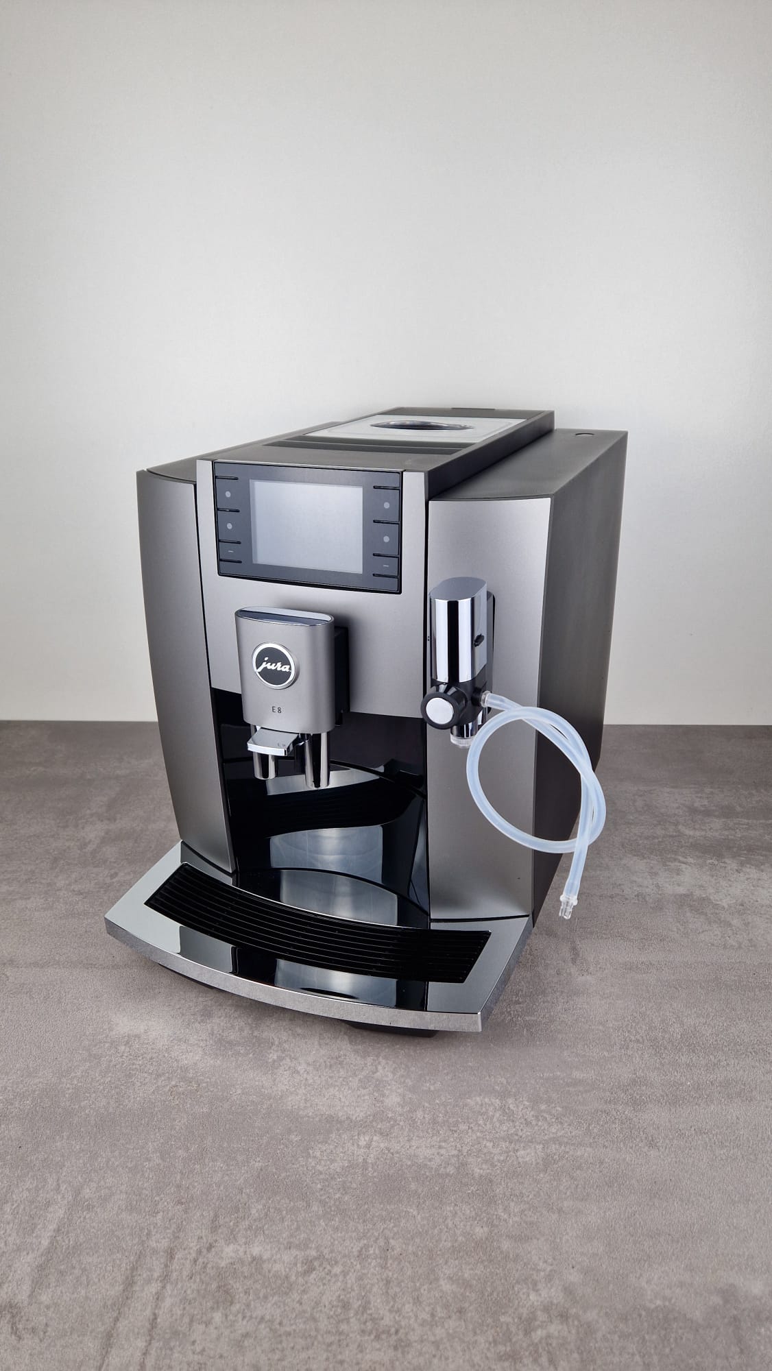 Jura E8 Dark Inox (EC) demo