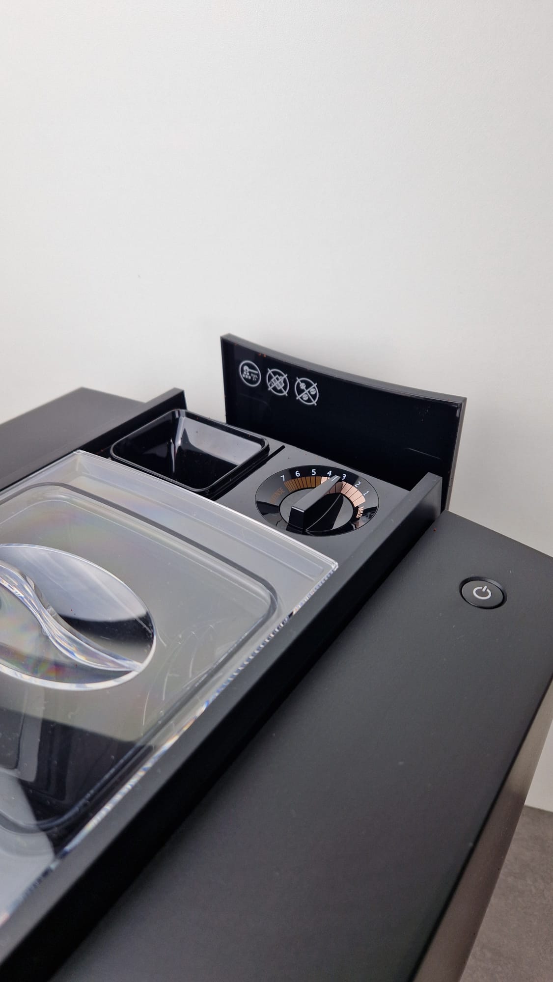 Jura E8 Dark Inox (EC) demo