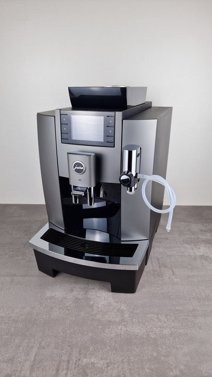 Jura W8 Dark Inox (EA) demo