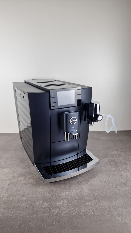 Jura E8 Cosmic Black (ED) demo