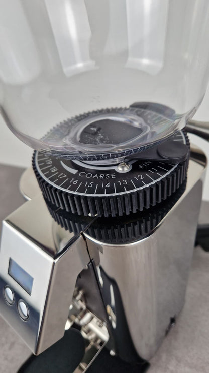 ECM C-Automatik 54 polished RVS demo