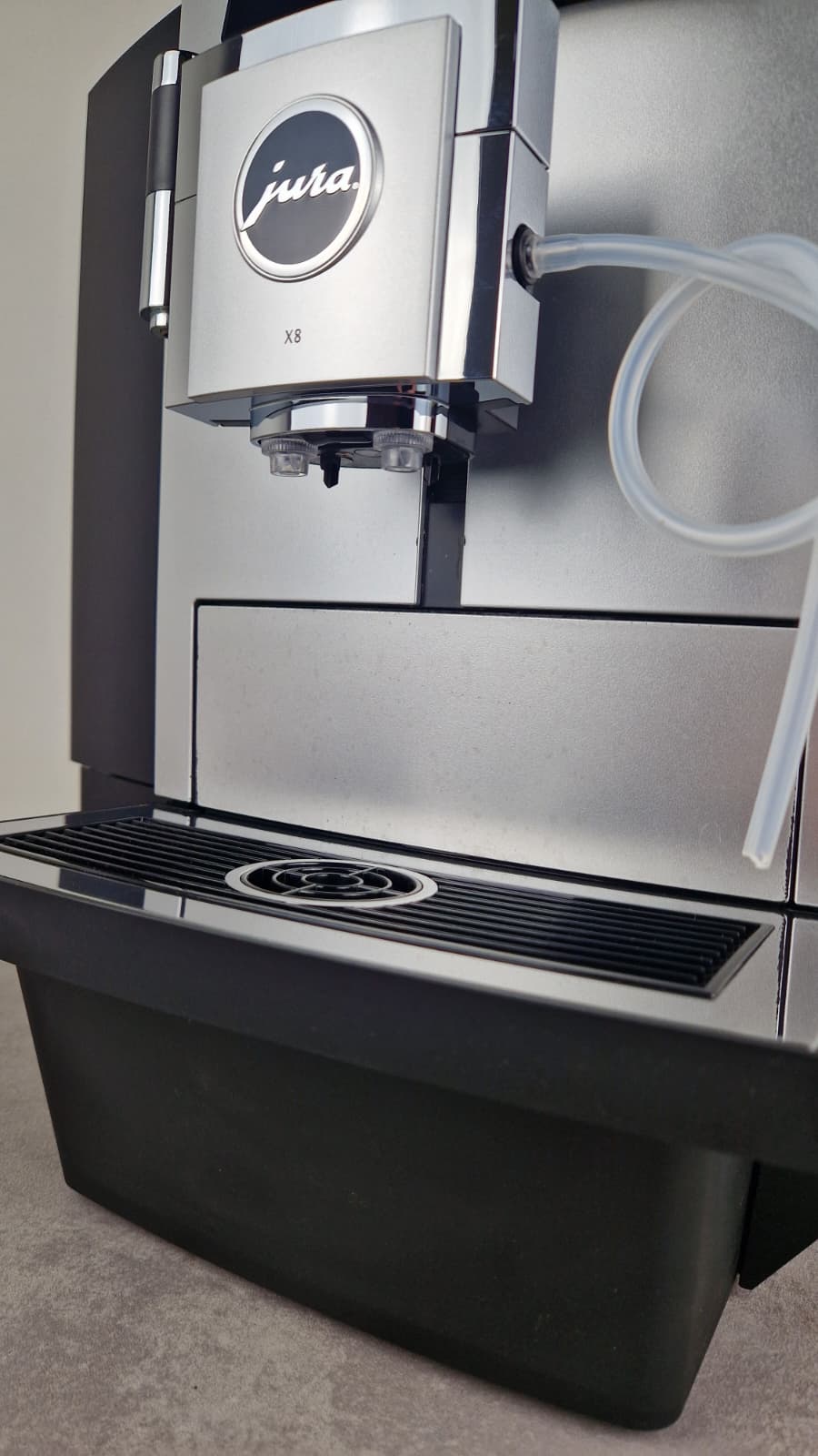 Jura X8 platina